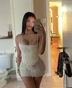 Kiana Dufour / Jogadora / kianadufour nude photo #0078