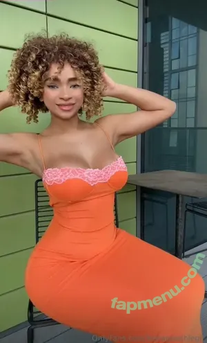 Kiara Peachy /  / KiaraPeach / KiaraPeachy / kiarapeachlegit nude photo #0390