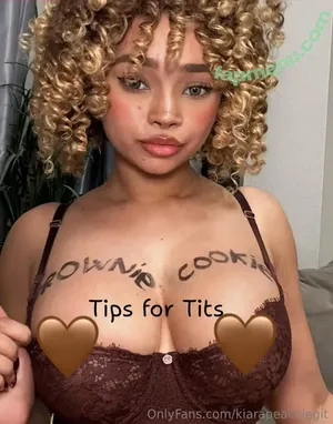 Kiara Peachy /  / KiaraPeach / KiaraPeachy / kiarapeachlegit nude photo #0406