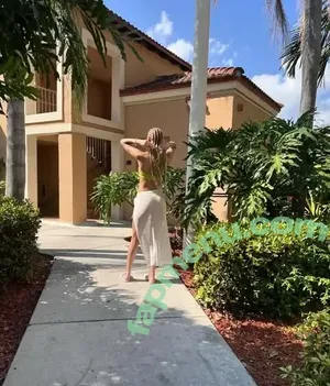 kiaralynn2.0 / kiaralynn.h nude photo #0011