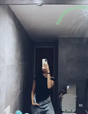  nude photo #0005