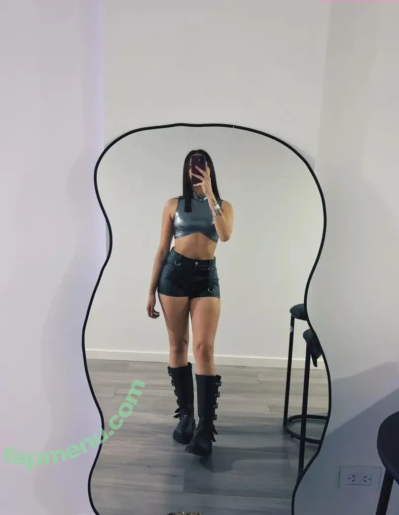 kiaratorrent nude photo #0004 (kiaratorrent)