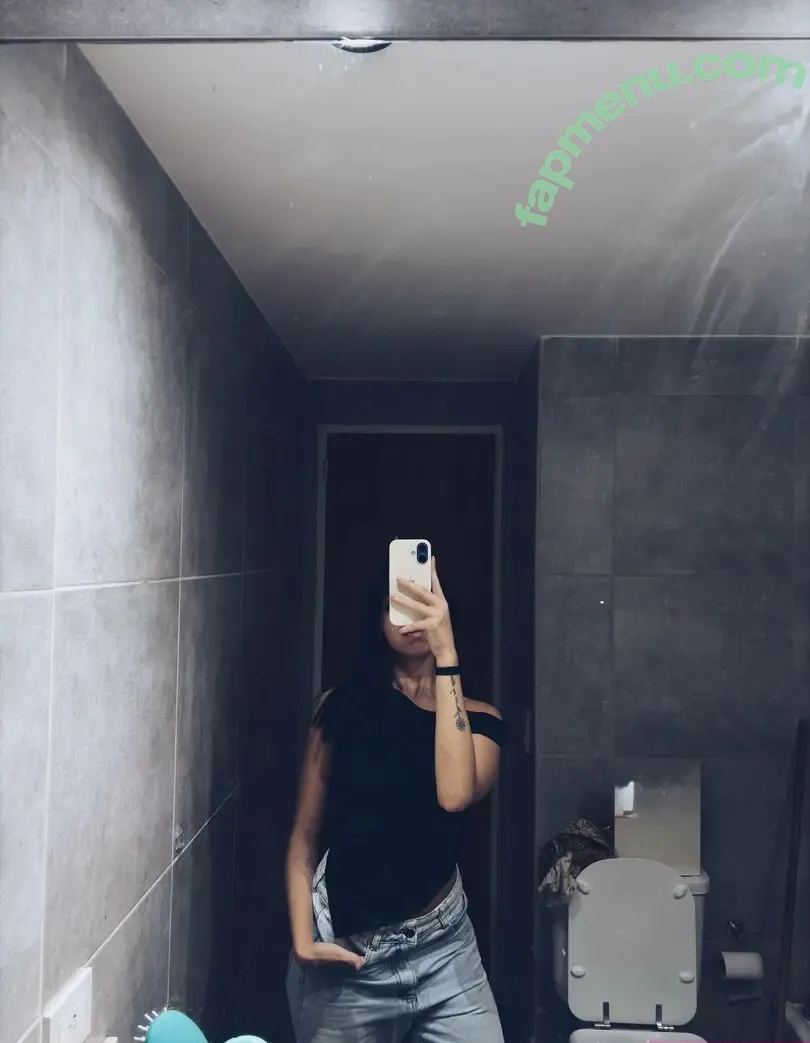 kiaratorrent nude photo #0005 (kiaratorrent)