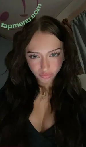  nude photo #0001