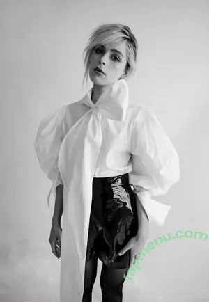 Kiernan Shipka / AdventuresSabrina / kiernanshipka nude photo #3260