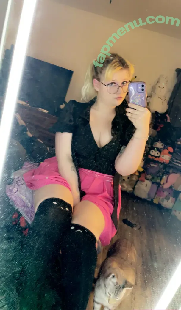 kiki_gothiccy nude photo #0011 (kiki_gothiccy)