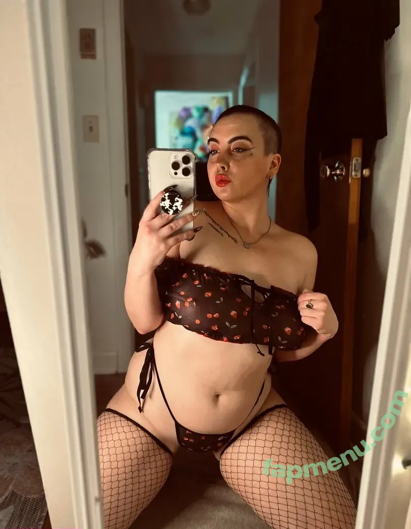 kikiwflower nude photo #0052 (kikiwhoreflower_)