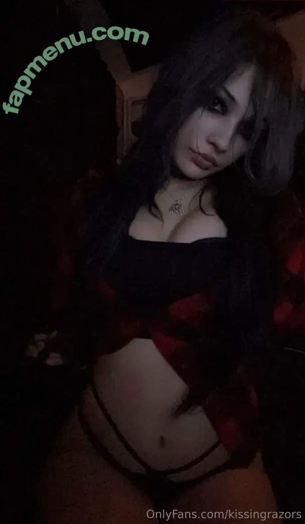 Killkels nude photo #0060 (kill.kels / kissingrazors)