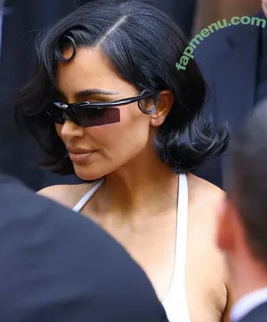 Kim Kardashian / kimkadarshian / kimkardashian nude photo #0003