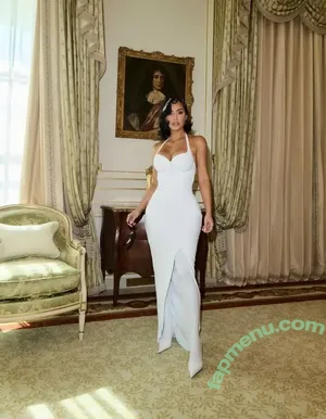 Kim Kardashian / kimkadarshian / kimkardashian nude photo #0021