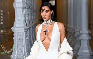 Kim Kardashian / kimkadarshian / kimkardashian nude photo #0050