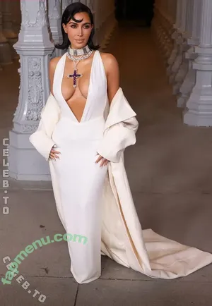 Kim Kardashian / kimkadarshian / kimkardashian nude photo #0057