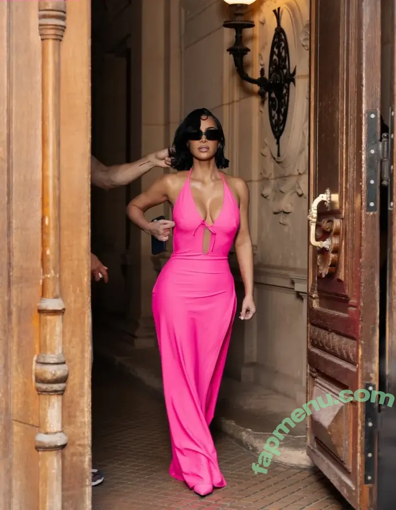 Kim Kardashian nude photo #0013 (kimkadarshian / kimkardashian)
