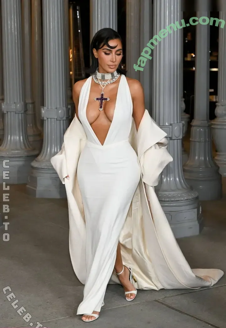 Kim Kardashian nude photo #0047 (kimkadarshian / kimkardashian)