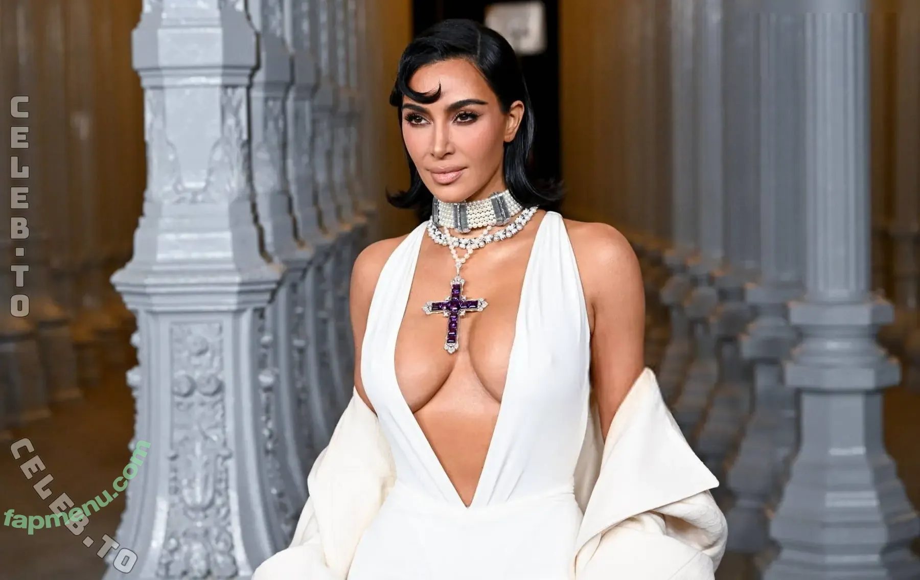 Kim Kardashian nude photo #0050 (kimkadarshian / kimkardashian)