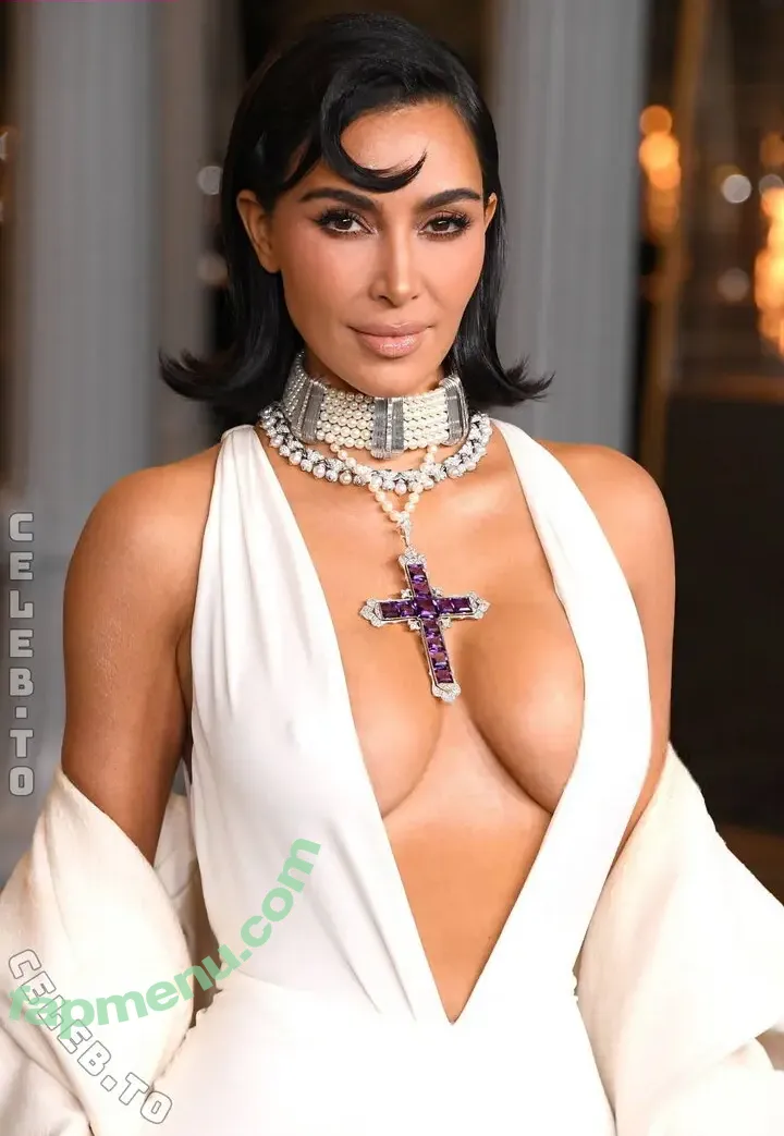 Kim Kardashian nude photo #0052 (kimkadarshian / kimkardashian)