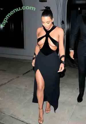 Kim Kardashian / KimKardashian / kim_kardashian nude photo #5704
