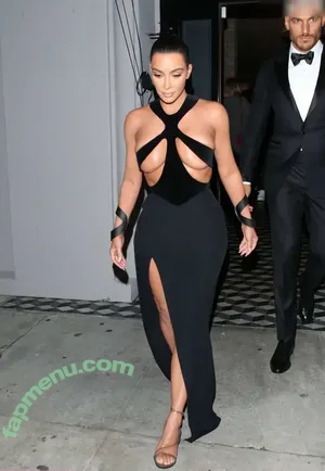 Kim Kardashian / KimKardashian / kim_kardashian nude photo #5706