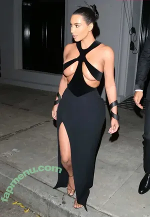 Kim Kardashian / KimKardashian / kim_kardashian nude photo #5707