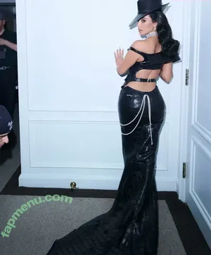 Kim Kardashian / KimKardashian / kim_kardashian nude photo #5760
