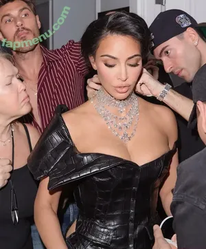 Kim Kardashian / KimKardashian / kim_kardashian nude photo #5761