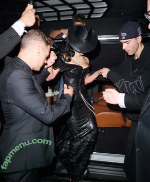 Kim Kardashian / KimKardashian / kim_kardashian nude photo #5762