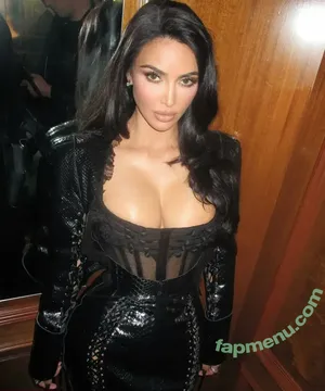 Kim Kardashian / KimKardashian / kim_kardashian nude photo #5776
