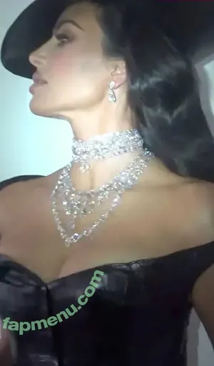 Kim Kardashian / KimKardashian / kim_kardashian nude photo #5785