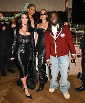 Kim Kardashian / KimKardashian / kim_kardashian nude photo #5789