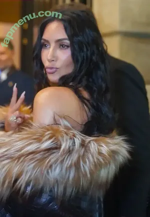 Kim Kardashian / KimKardashian / kim_kardashian nude photo #5815