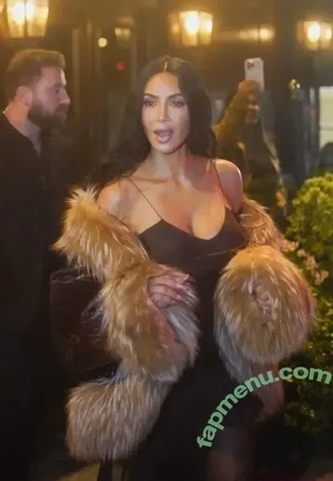 Kim Kardashian / KimKardashian / kim_kardashian nude photo #5820