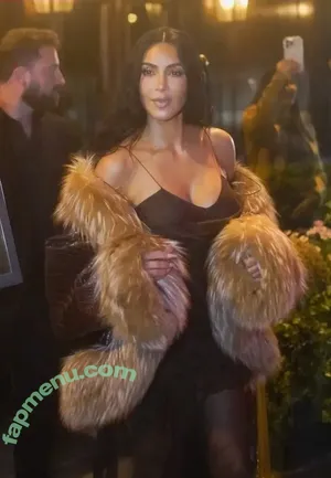 Kim Kardashian / KimKardashian / kim_kardashian nude photo #5822