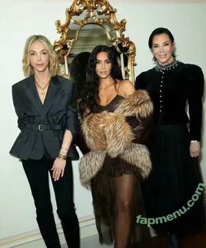 Kim Kardashian / KimKardashian / kim_kardashian nude photo #5827