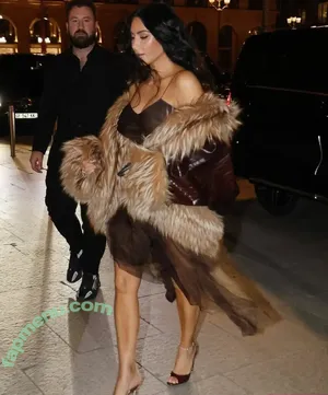 Kim Kardashian / KimKardashian / kim_kardashian nude photo #5830