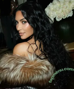 Kim Kardashian / KimKardashian / kim_kardashian nude photo #5832
