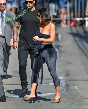 Kim Kardashian / KimKardashian / kim_kardashian nude photo #5878
