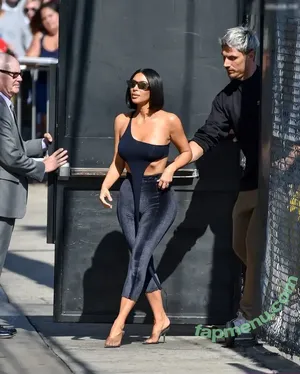 Kim Kardashian / KimKardashian / kim_kardashian nude photo #5881