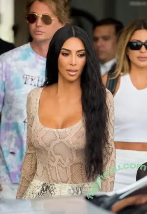 Kim Kardashian / KimKardashian / kim_kardashian nude photo #5917