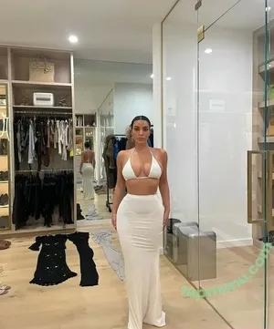 Kim Kardashian / KimKardashian / kim_kardashian nude photo #5925