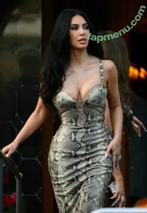 Kim Kardashian / KimKardashian / kim_kardashian nude photo #5983