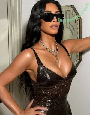 Kim Kardashian / KimKardashian / kim_kardashian nude photo #5985