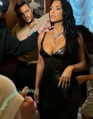 Kim Kardashian / KimKardashian / kim_kardashian nude photo #5988