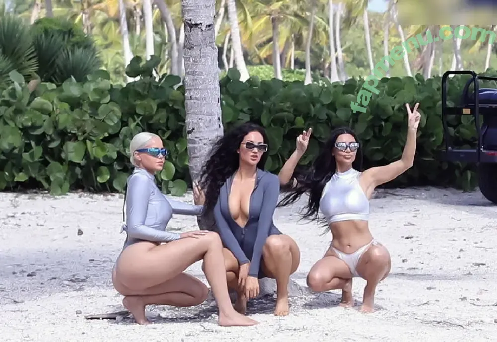 Kim Kardashian nude photo #5643 (KimKardashian / kim_kardashian)
