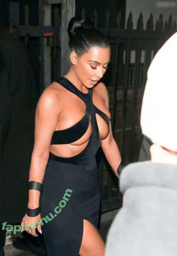 Kim Kardashian nude photo #5708 (KimKardashian / kim_kardashian)