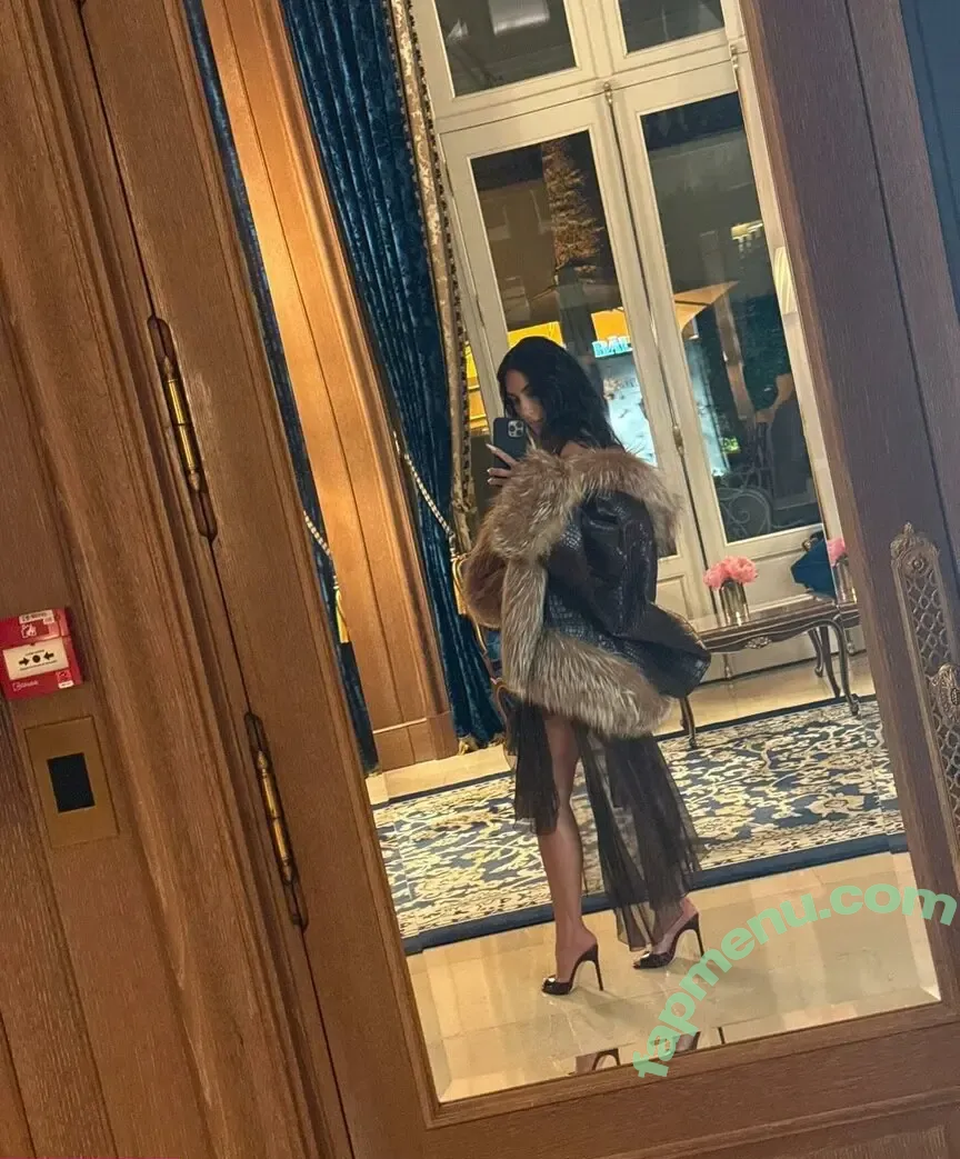 Kim Kardashian nude photo #5823 (KimKardashian / kim_kardashian)