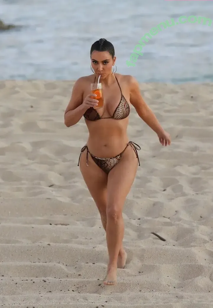 Kim Kardashian nude photo #5896 (KimKardashian / kim_kardashian)