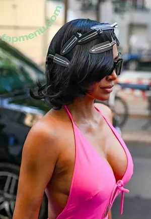 Kim Kardashian / KimKardashian / kim_kardashian nude photo #6061