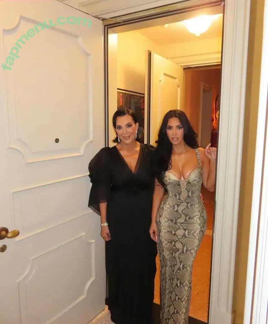 Kim Kardashian nude photo #6024 (KimKardashian / kim_kardashian)
