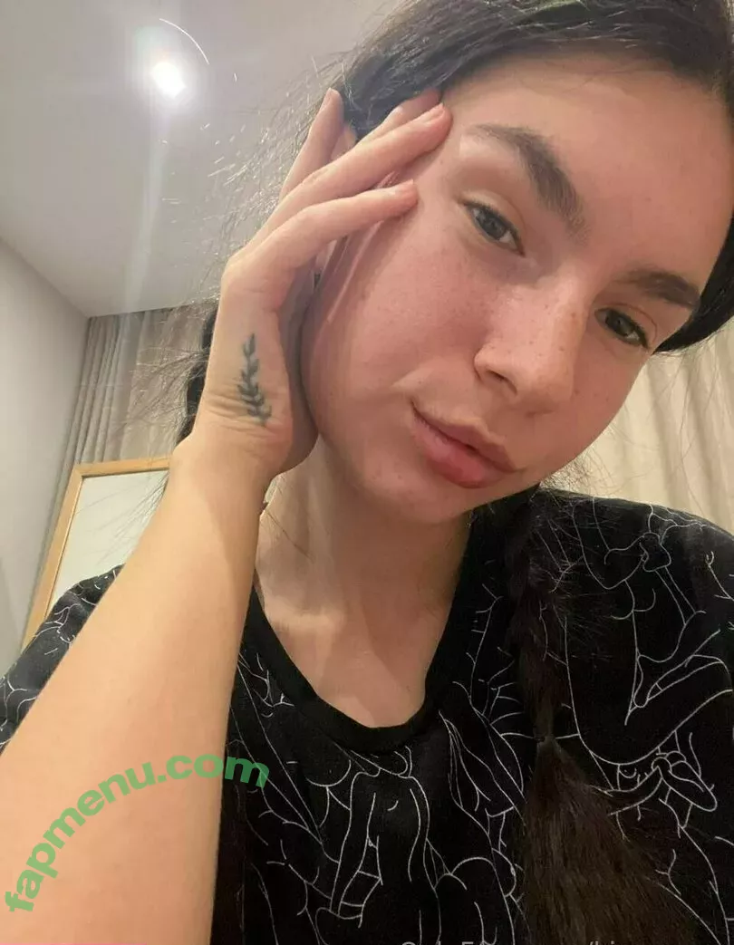 Kim Moor nude photo #0193 (_HornyBaby_ / kim_moor / kimberlinajm)