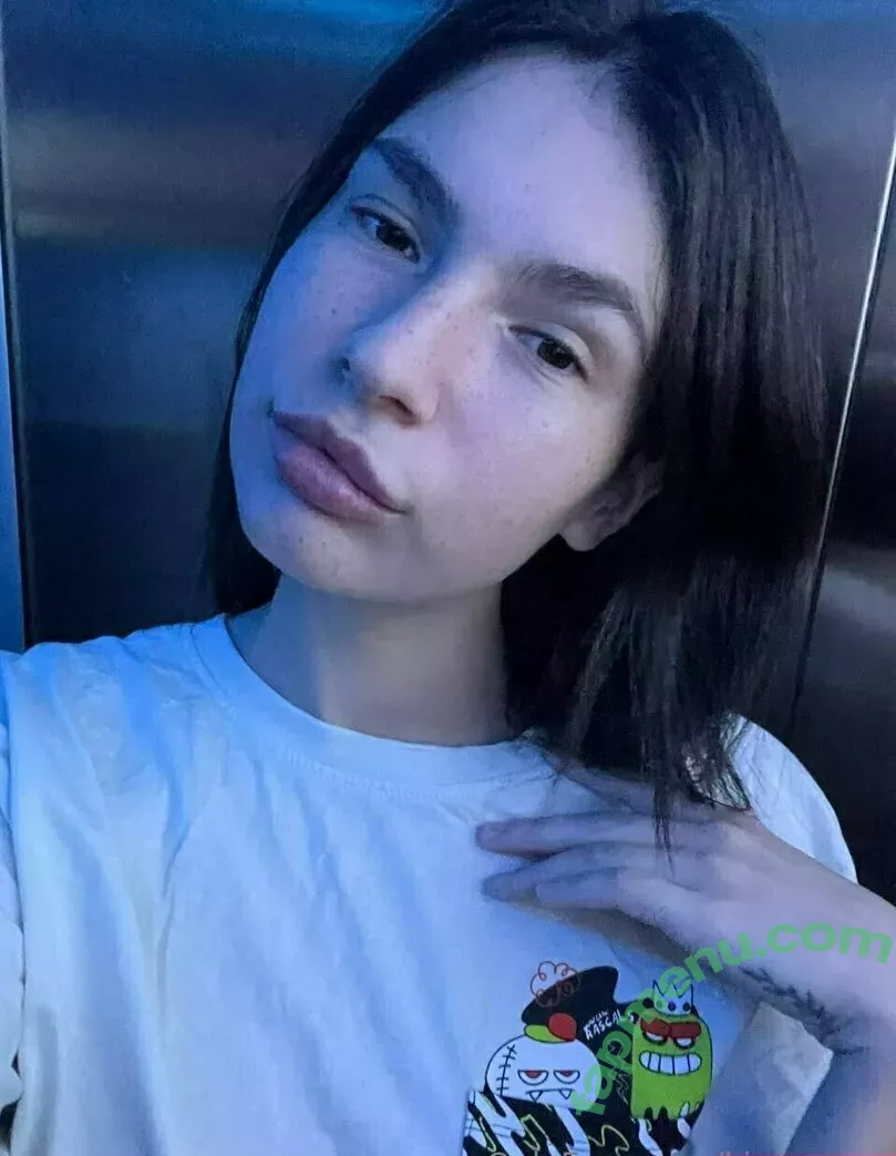 Kim Moor nude photo #0202 (_HornyBaby_ / kim_moor / kimberlinajm)